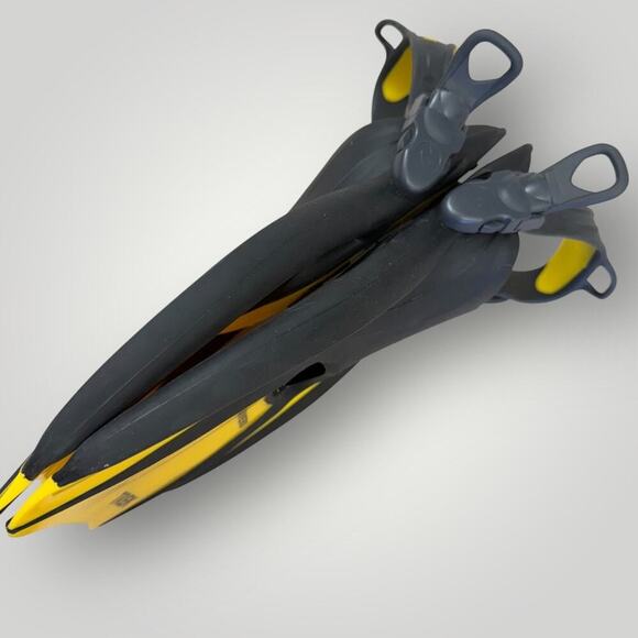 US Divers Trek Snorkling Diving Fins Compact Unisex Small Men 4-7 Women 6.5-8.5 - Picture 11 of 14